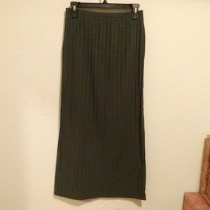 Classy weekenders skirt